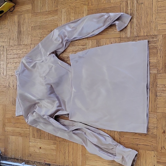 Brand New SHEIN 2 Piece SATIN Top & Mini Skirt-XS - Picture 4 of 6